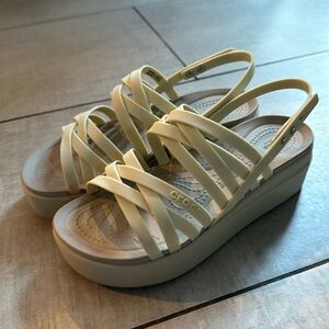 Crocs Cream Platform Sandals